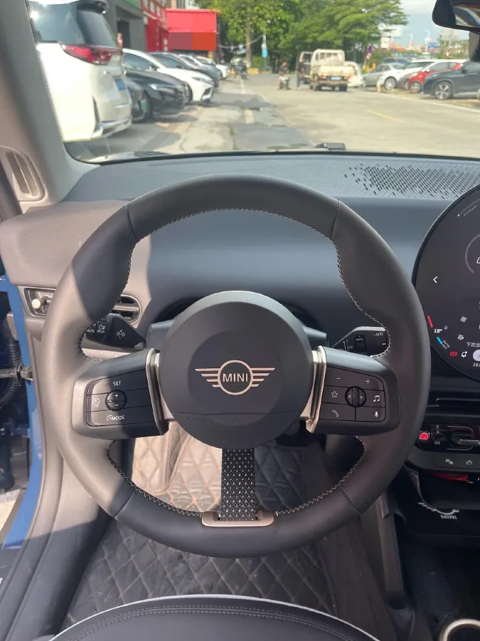 2025 MINI COOPER BEV 51.5KWH,autocango,china used car exporter,china ev exporter,chinese used car exporter,chinese used ev exporter