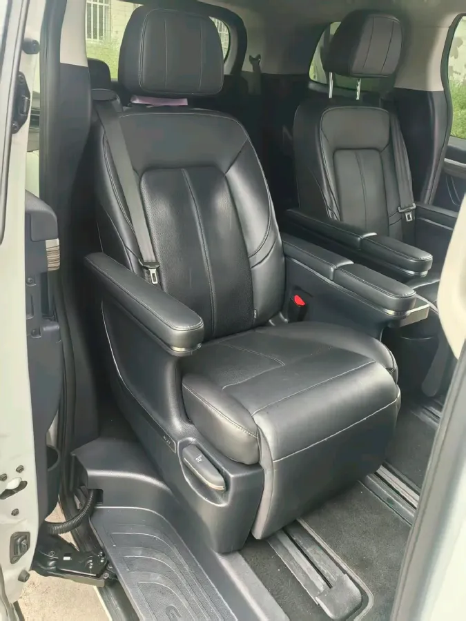 2023 GAC Trumpchi M8 2.0T 252HP L4 8AT,autocango,china used car exporter,china ev exporter,chinese used car exporter,chinese used ev exporter