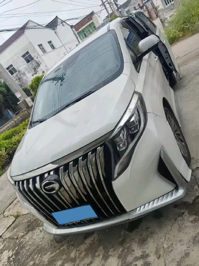 2023 GAC Trumpchi M8 2.0T 252HP L4 8AT,autocango,china used car exporter,china ev exporter,chinese used car exporter,chinese used ev exporter