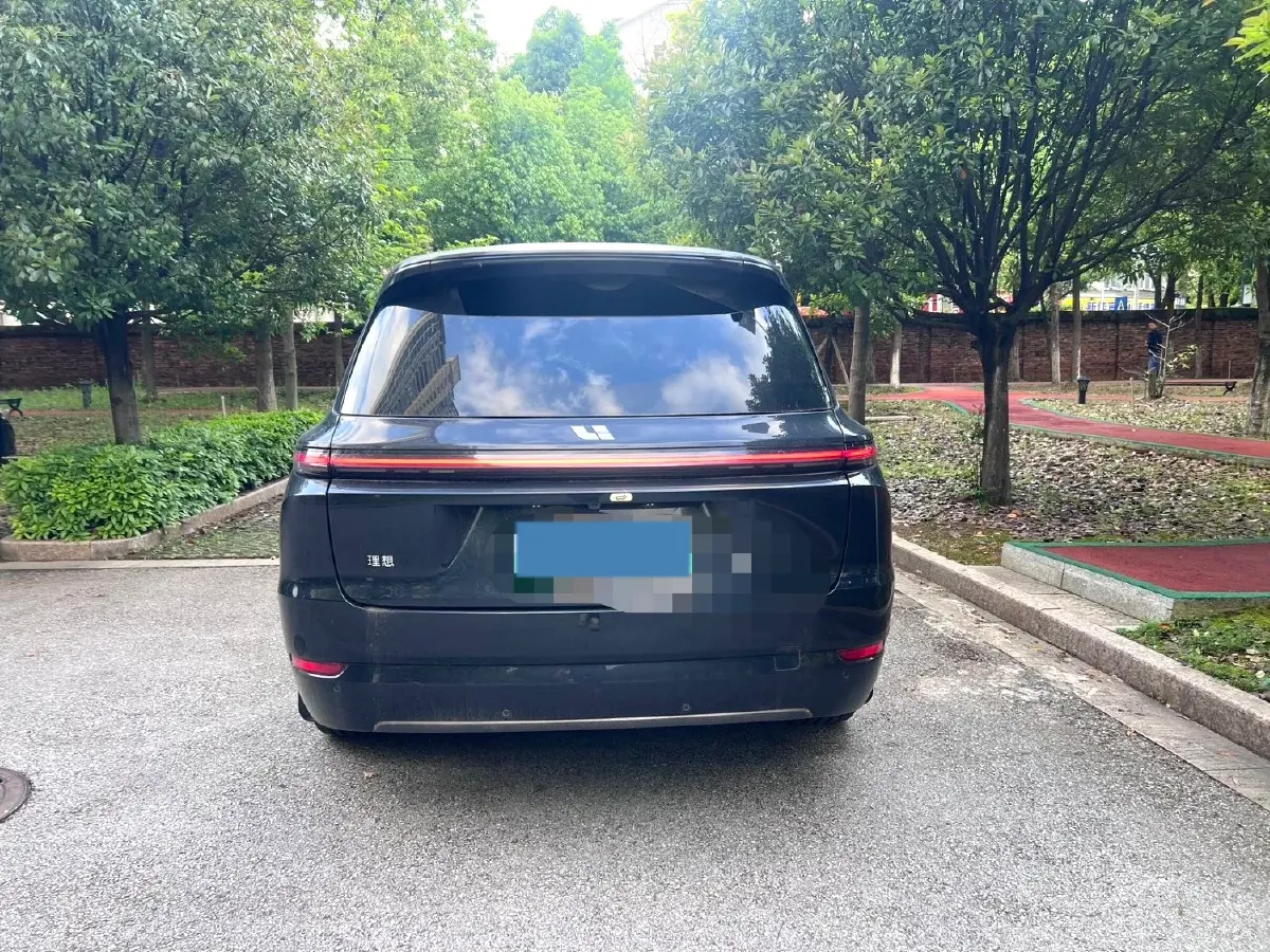 2024 Li L9 Range Extended 154HP REEV 52.3KWH,autocango,china used car exporter,china ev exporter,chinese used car exporter,chinese used ev exporter