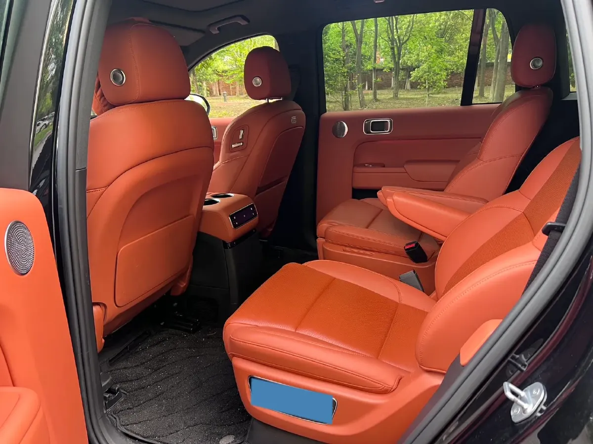 2024 Li L9 Range Extended 154HP REEV 52.3KWH,autocango,china used car exporter,china ev exporter,chinese used car exporter,chinese used ev exporter