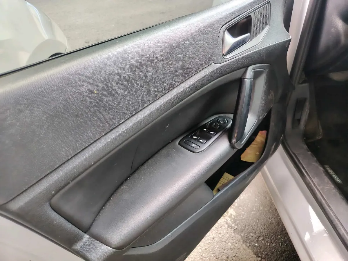 2024 Peugeot 408 1.5T 173HP L4 6AT,autocango,china used car exporter,china ev exporter,chinese used car exporter,chinese used ev exporter