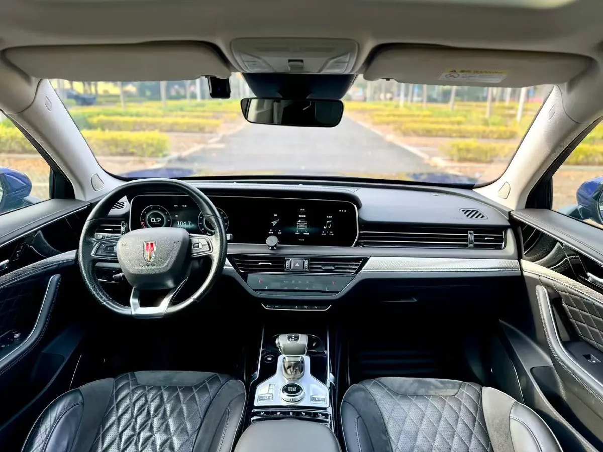 2019 HongQi HS5 2.0T 224HP L4 6AT,autocango,china used car exporter,china ev exporter,chinese used car exporter,chinese used ev exporter