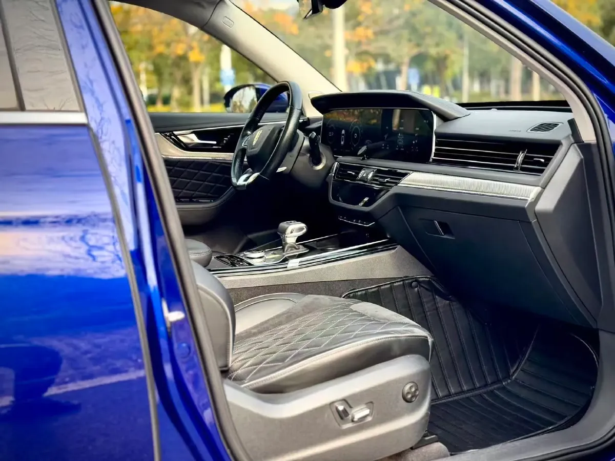 2019 HongQi HS5 2.0T 224HP L4 6AT,autocango,china used car exporter,china ev exporter,chinese used car exporter,chinese used ev exporter