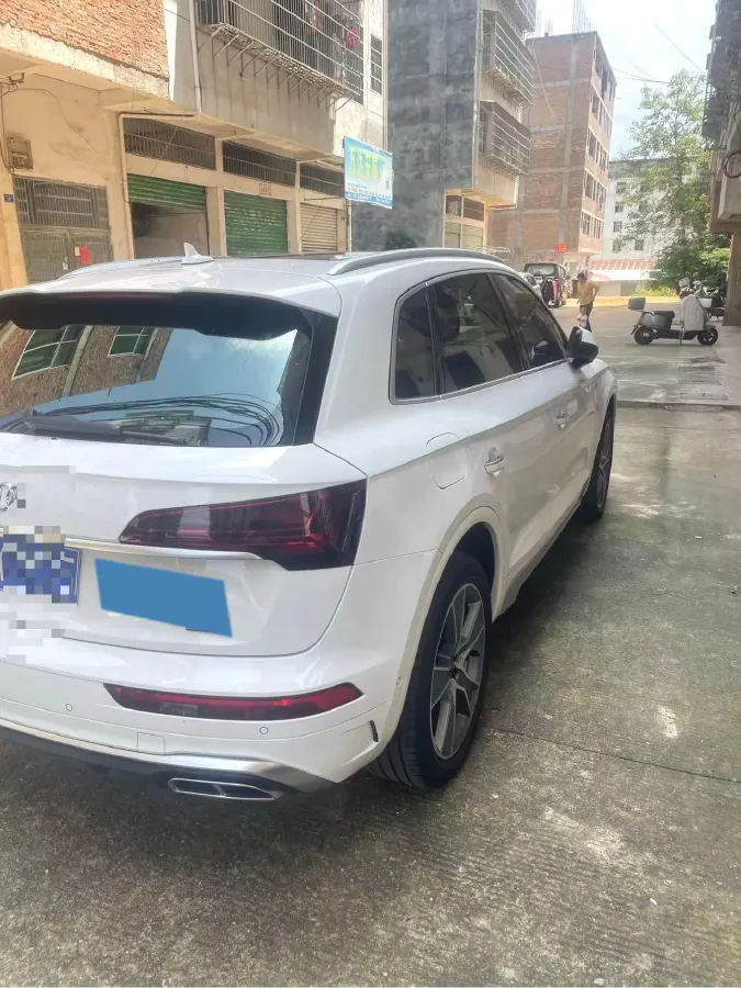 2022 Audi Q5L 2.0T 252HP L4 7DCT,autocango,china used car exporter,china ev exporter,chinese used car exporter,chinese used ev exporter