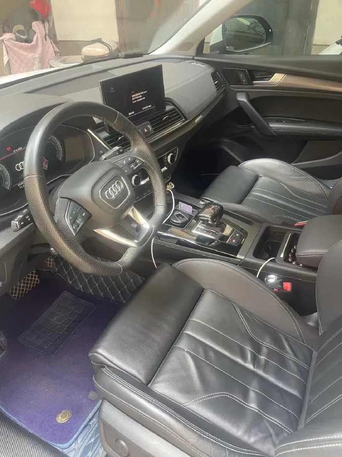 2022 Audi Q5L 2.0T 252HP L4 7DCT,autocango,china used car exporter,china ev exporter,chinese used car exporter,chinese used ev exporter