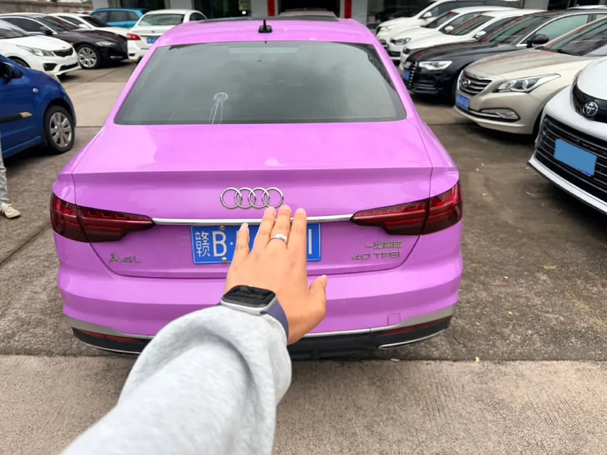 2022 Audi A4L 2.0T 190HP L4 7DCT,autocango,china used car exporter,china ev exporter,chinese used car exporter,chinese used ev exporter