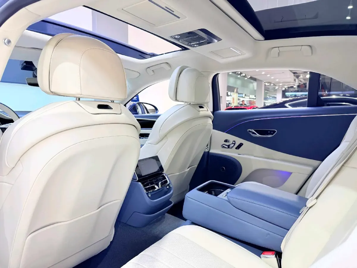 2024 Bentley Flying Spur 4.0T 549HP V8 8DCT,autocango,china used car exporter,china ev exporter,chinese used car exporter,chinese used ev exporter