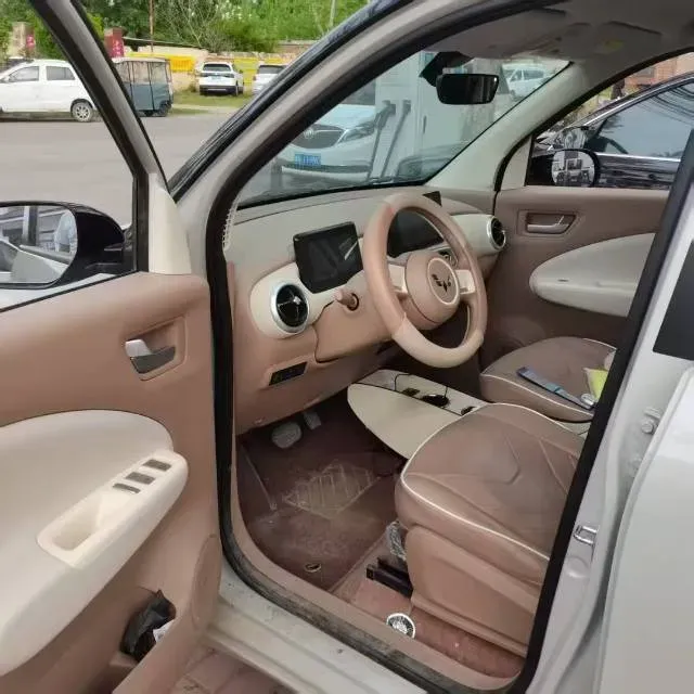 2025 WuLing HongGuang MINI EV BEV 16.2KWH,autocango,china used car exporter,china ev exporter,chinese used car exporter,chinese used ev exporter