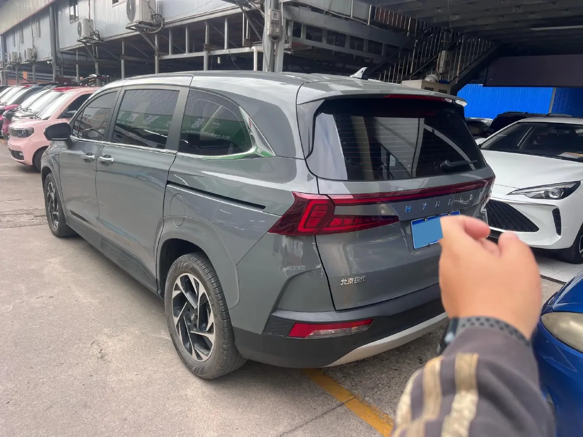 2021 Hyundai Custo 2.0T 236HP L4 8AT,autocango,china used car exporter,china ev exporter,chinese used car exporter,chinese used ev exporter