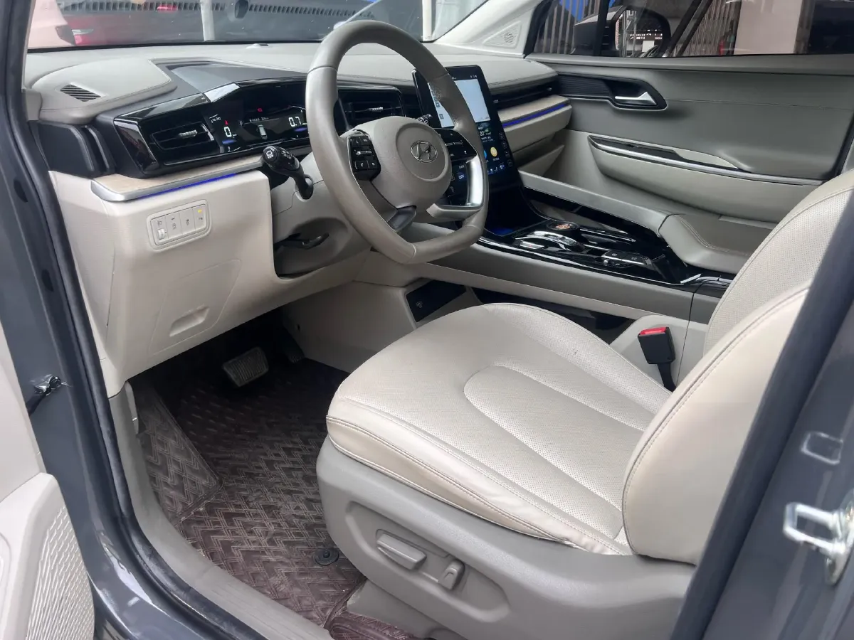 2021 Hyundai Custo 2.0T 236HP L4 8AT,autocango,china used car exporter,china ev exporter,chinese used car exporter,chinese used ev exporter