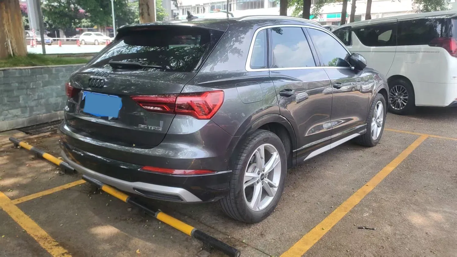 2022 Audi Q3 1.4T 150HP L4 7DCT,autocango,china used car exporter,china ev exporter,chinese used car exporter,chinese used ev exporter
