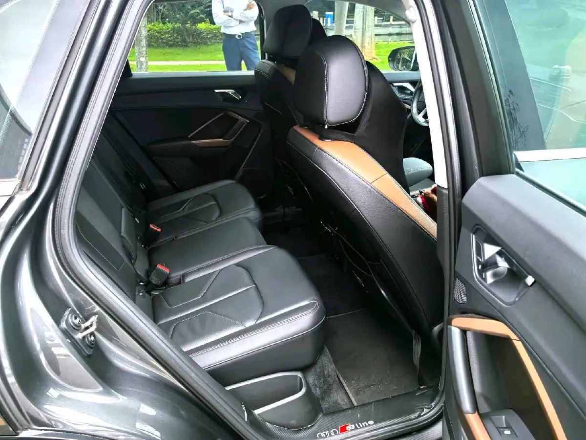 2022 Audi Q3 1.4T 150HP L4 7DCT,autocango,china used car exporter,china ev exporter,chinese used car exporter,chinese used ev exporter