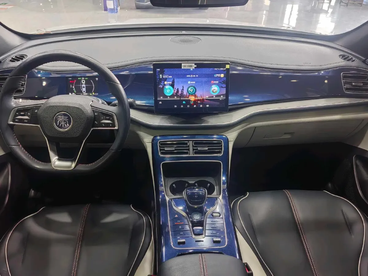 2021 Haval F7 1.5T 169HP L4 7DCT,autocango,china used car exporter,china ev exporter,chinese used car exporter,chinese used ev exporter