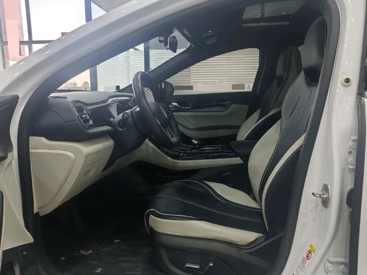 2021 Haval F7 1.5T 169HP L4 7DCT,autocango,china used car exporter,china ev exporter,chinese used car exporter,chinese used ev exporter