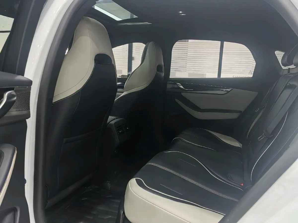 2021 Haval F7 1.5T 169HP L4 7DCT,autocango,china used car exporter,china ev exporter,chinese used car exporter,chinese used ev exporter