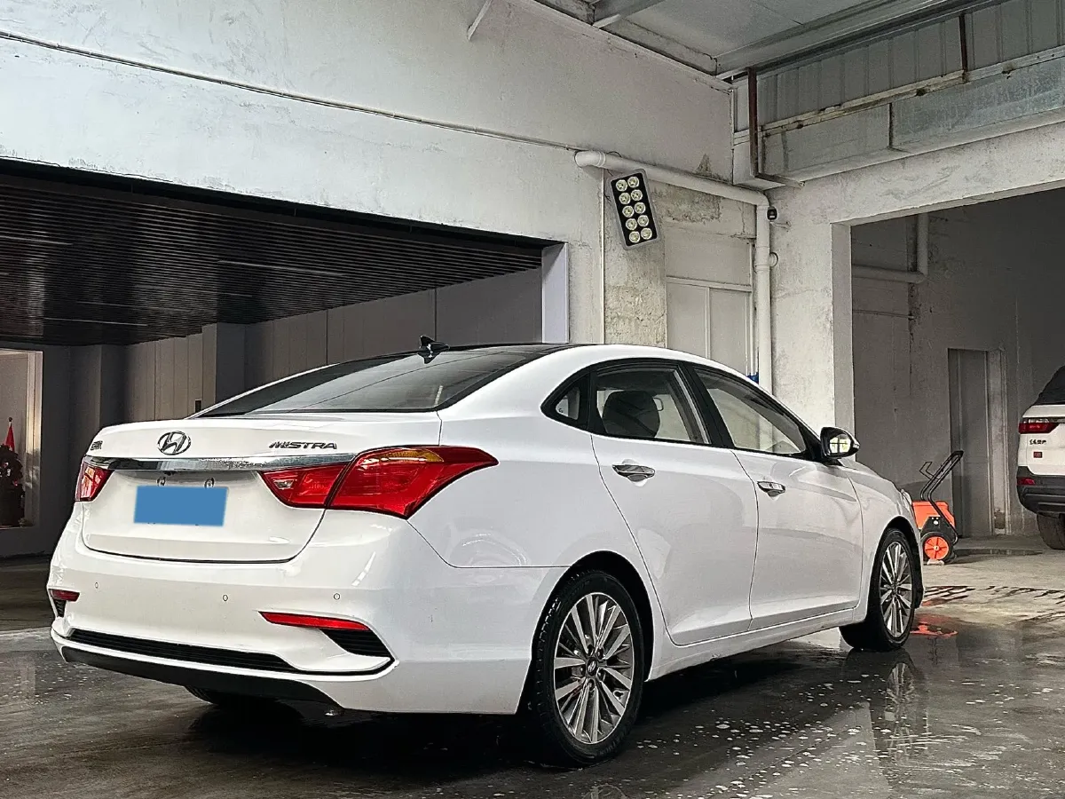 2017 Hyundai Mistra 1.8L 143HP L4 6AT,autocango,china used car exporter,china ev exporter,chinese used car exporter,chinese used ev exporter