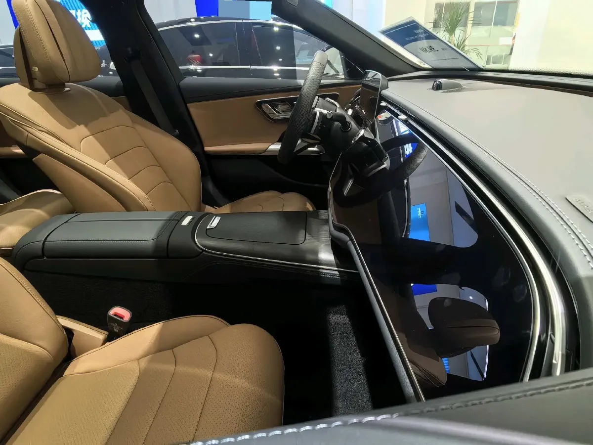 2025 Mercedes-Benz E Class 2.0T 258HP L4 9AT,autocango,china used car exporter,china ev exporter,chinese used car exporter,chinese used ev exporter