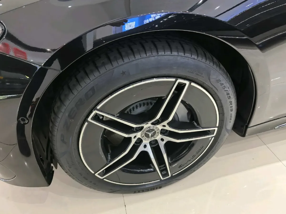 2025 Mercedes-Benz E Class 2.0T 258HP L4 9AT,autocango,china used car exporter,china ev exporter,chinese used car exporter,chinese used ev exporter