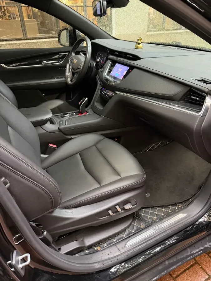 2021 Cadillac XT5 2.0T 237HP L4 9AT,autocango,china used car exporter,china ev exporter,chinese used car exporter,chinese used ev exporter