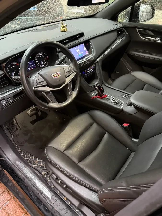 2021 Cadillac XT5 2.0T 237HP L4 9AT,autocango,china used car exporter,china ev exporter,chinese used car exporter,chinese used ev exporter