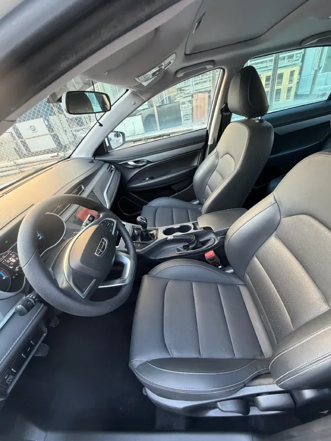 2020 Geely Emgrand 1.5L 109HP L4 5MT,autocango,china used car exporter,china ev exporter,chinese used car exporter,chinese used ev exporter