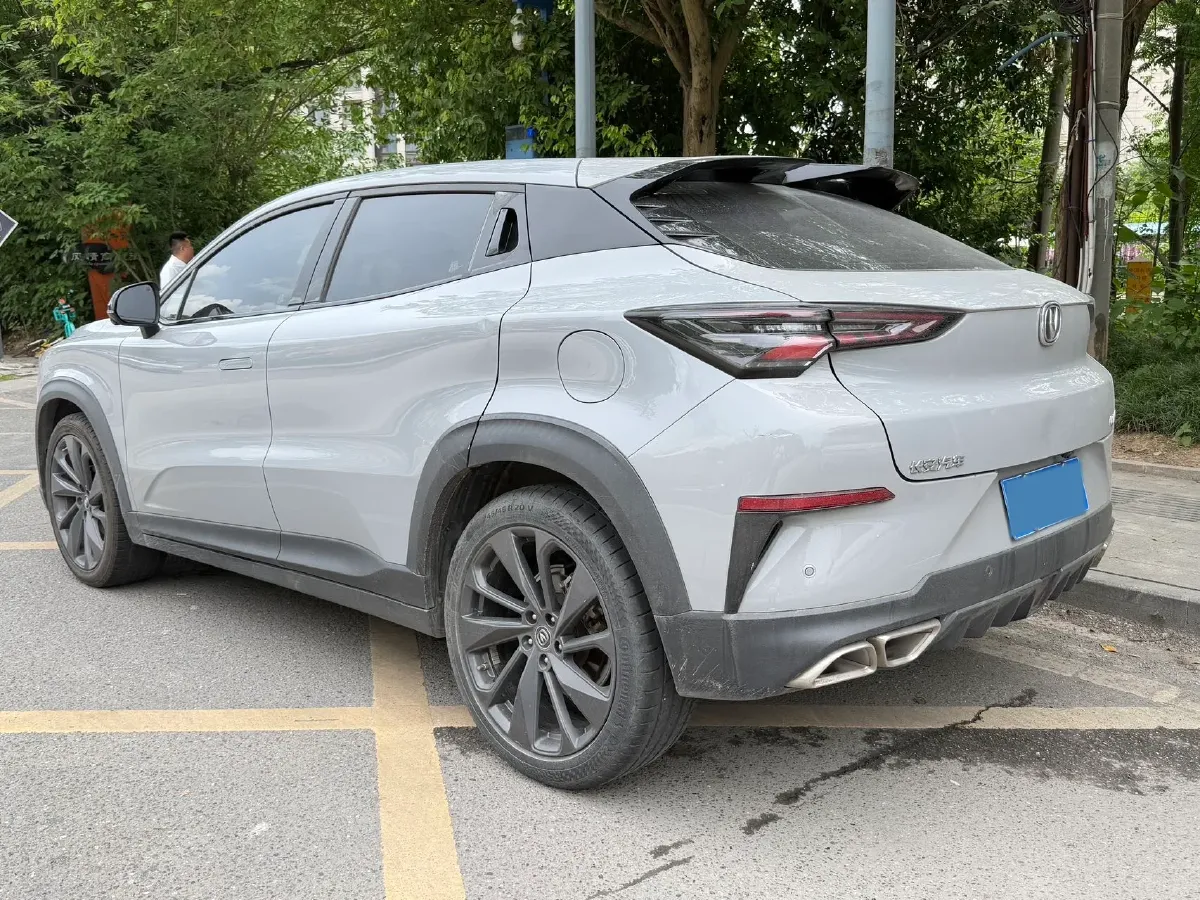 2020 ChangAn UNI-T 1.5T 180HP L4 7DCT,autocango,china used car exporter,china ev exporter,chinese used car exporter,chinese used ev exporter