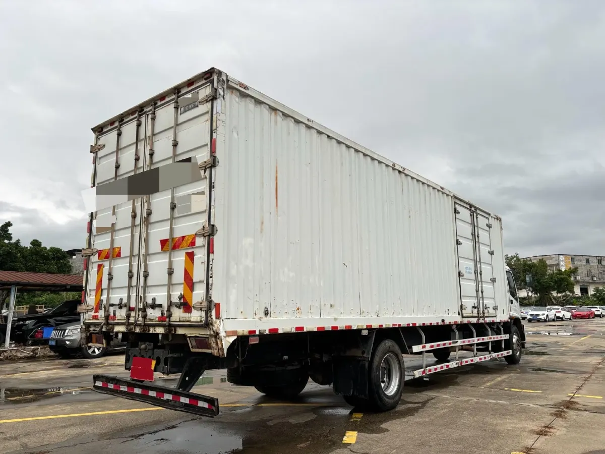 2025 Isuzu T30 5MT,autocango,china used car exporter,china ev exporter,chinese used car exporter,chinese used ev exporter