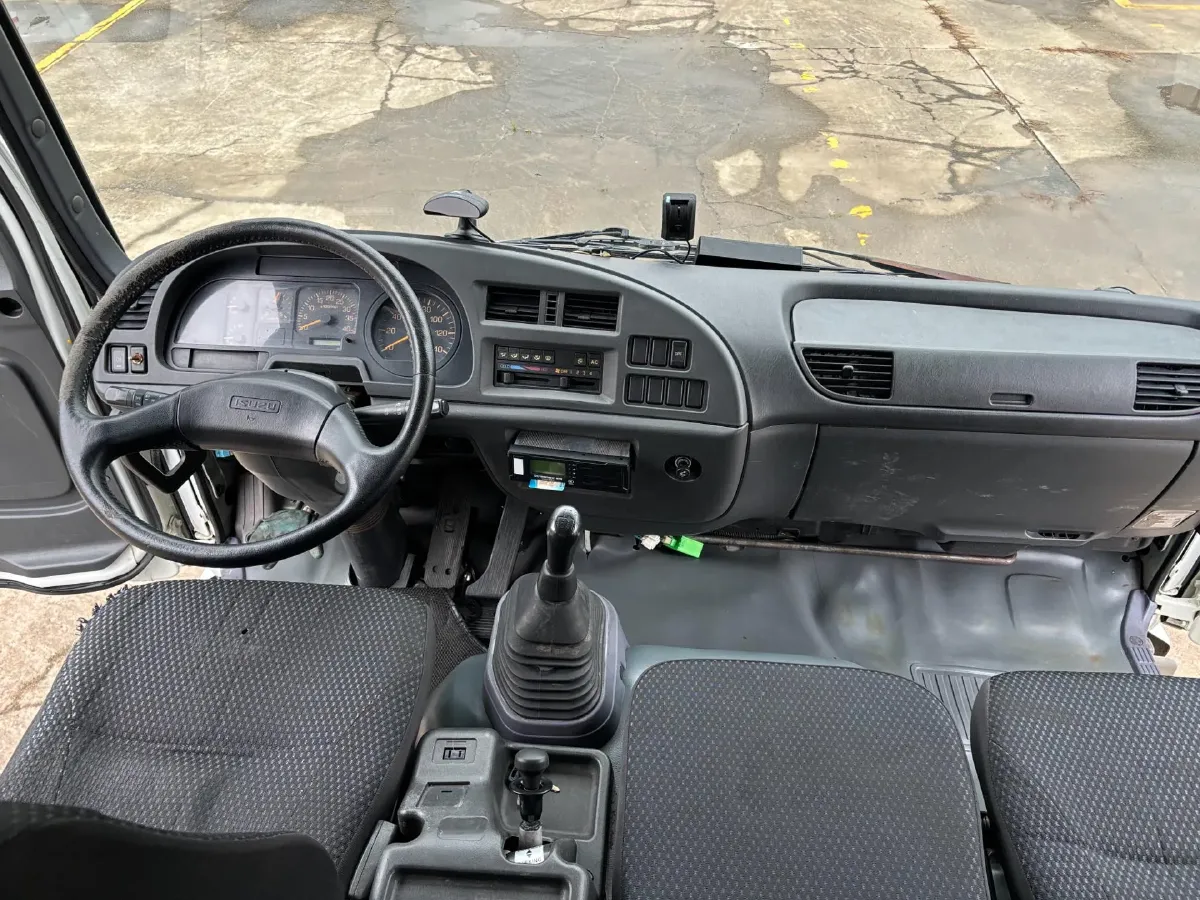 2025 Isuzu T30 5MT,autocango,china used car exporter,china ev exporter,chinese used car exporter,chinese used ev exporter