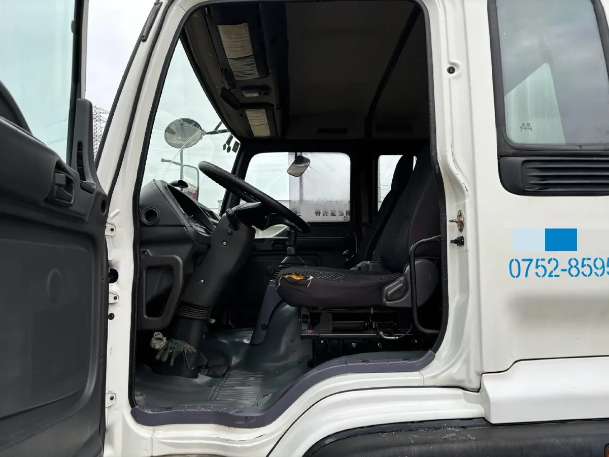 2025 Isuzu T30 5MT,autocango,china used car exporter,china ev exporter,chinese used car exporter,chinese used ev exporter