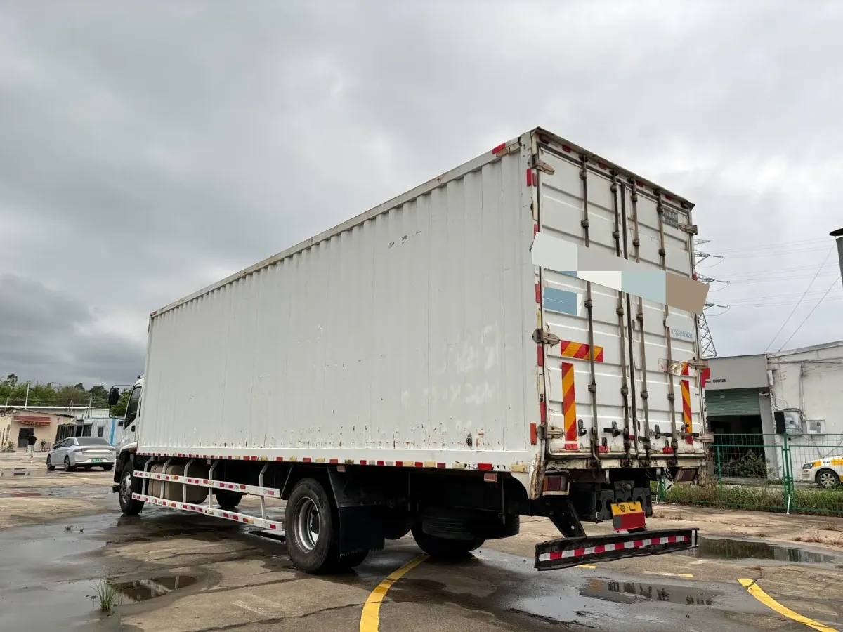 2025 Isuzu T30 5MT,autocango,china used car exporter,china ev exporter,chinese used car exporter,chinese used ev exporter