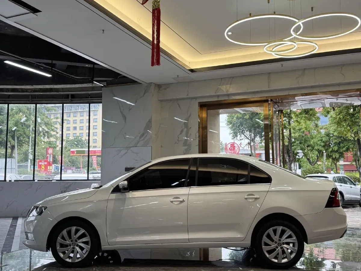 2018 Skoda Rapid 1.6L 110HP L4 6AT,autocango,china used car exporter,china ev exporter,chinese used car exporter,chinese used ev exporter