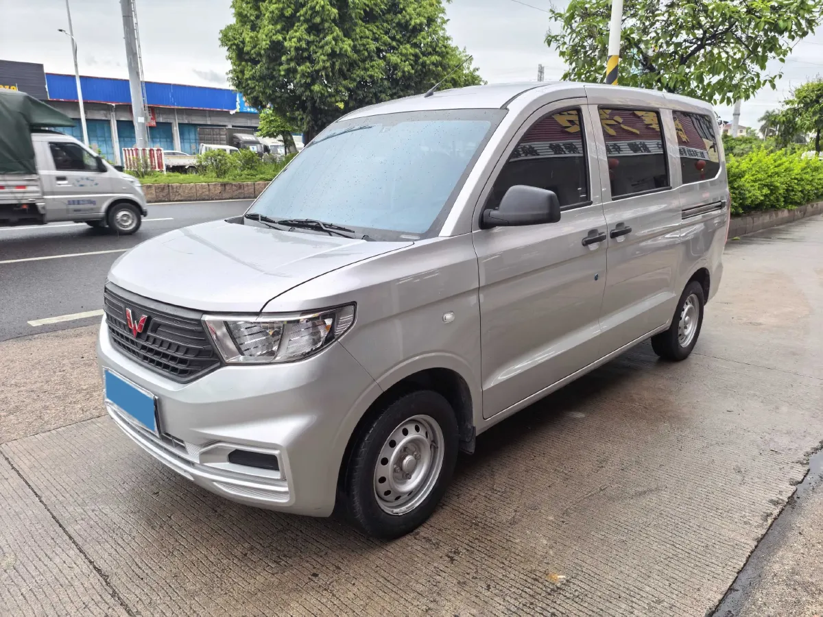 2022 JinBei Little Sea Lion X30 1.5L 102HP L4 5MT,autocango,china used car exporter,china ev exporter,chinese used car exporter,chinese used ev exporter