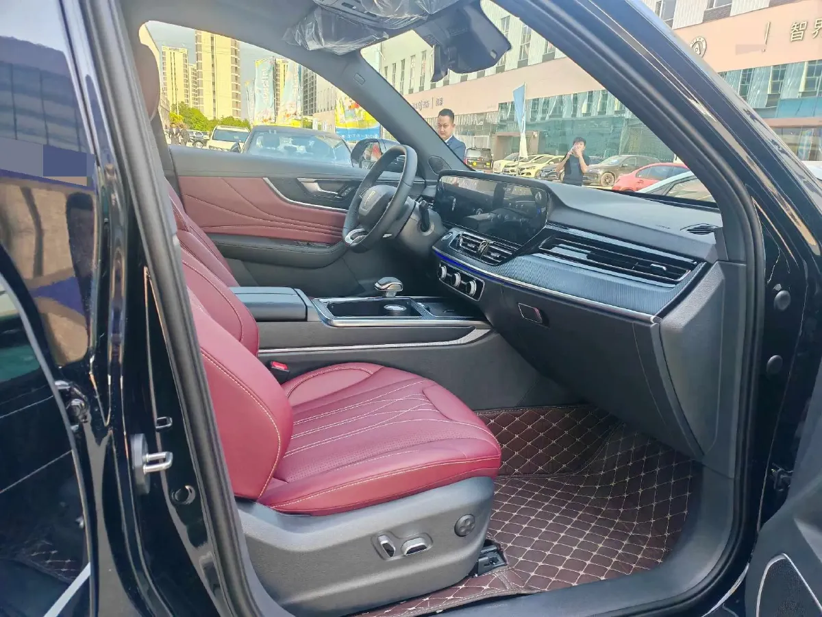 2025 HongQi HS5 2.0T 252HP L4 8AT,autocango,china used car exporter,china ev exporter,chinese used car exporter,chinese used ev exporter