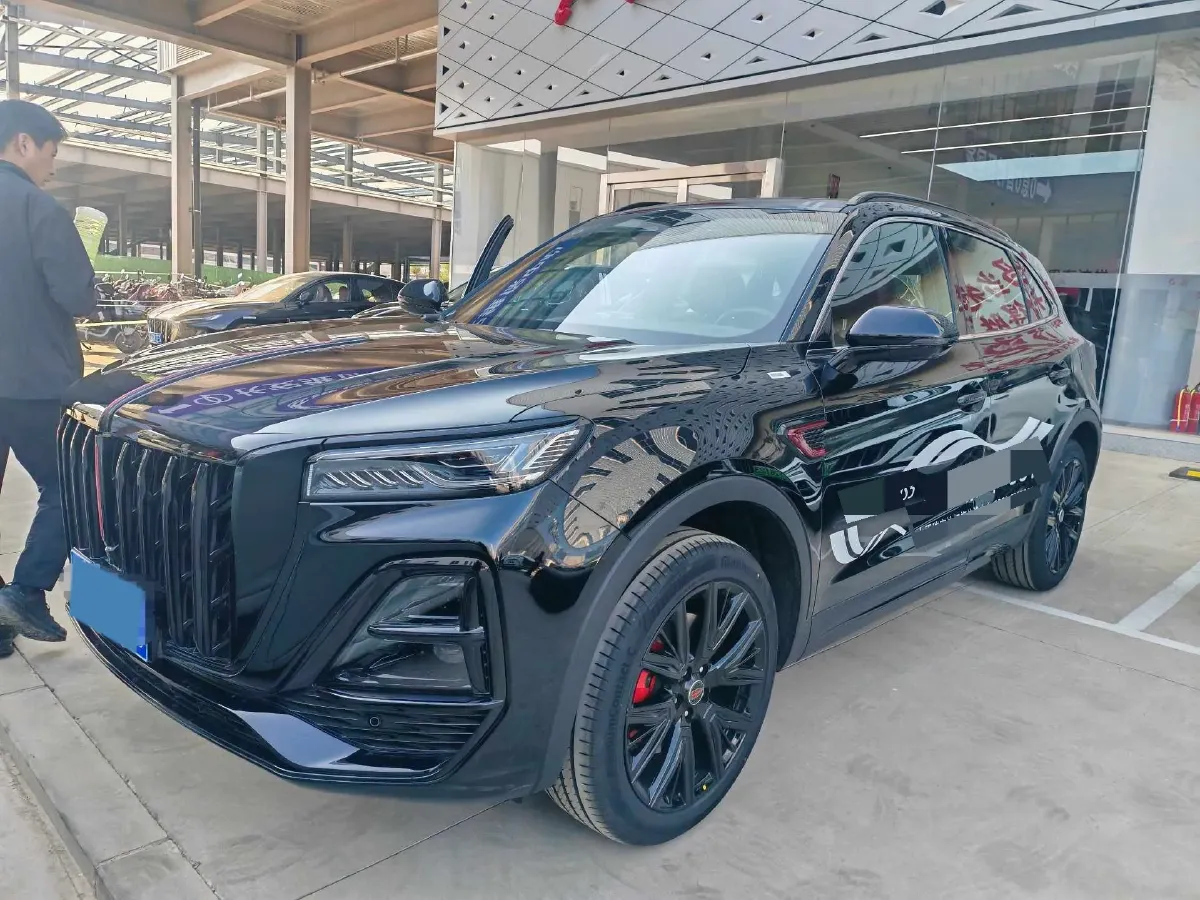 2025 HongQi HS5 2.0T 252HP L4 8AT,autocango,china used car exporter,china ev exporter,chinese used car exporter,chinese used ev exporter