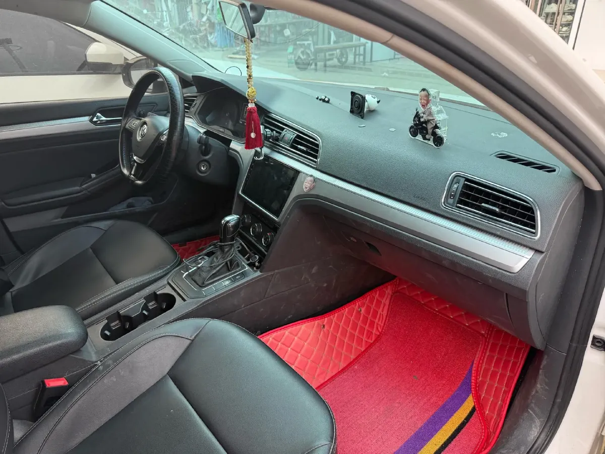 2019 Volkswagen T-Cross 1.4T 150HP L4 7DCT,autocango,china used car exporter,china ev exporter,chinese used car exporter,chinese used ev exporter