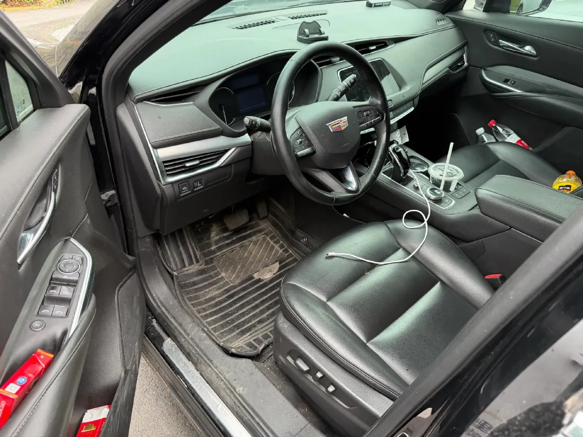 2021 Cadillac XT4 2.0T 237HP L4 9AT,autocango,china used car exporter,china ev exporter,chinese used car exporter,chinese used ev exporter