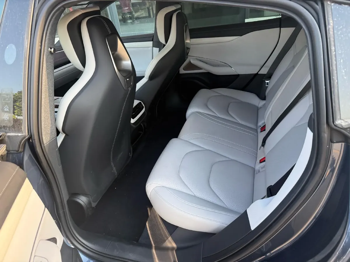 2024 MI SU7 BEV 94.3KWH,autocango,china used car exporter,china ev exporter,chinese used car exporter,chinese used ev exporter