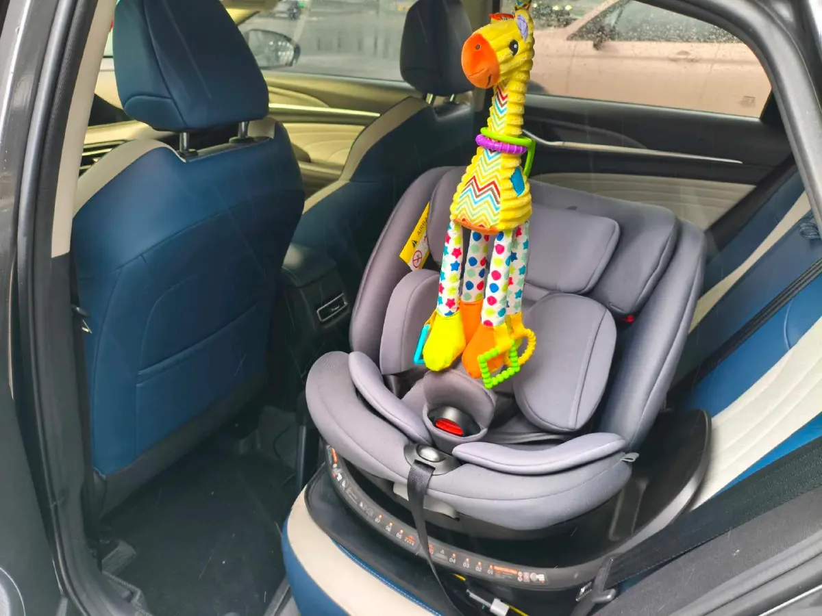 2021 ChangAn Eado 1.4T 160HP L4 7DCT,autocango,china used car exporter,china ev exporter,chinese used car exporter,chinese used ev exporter