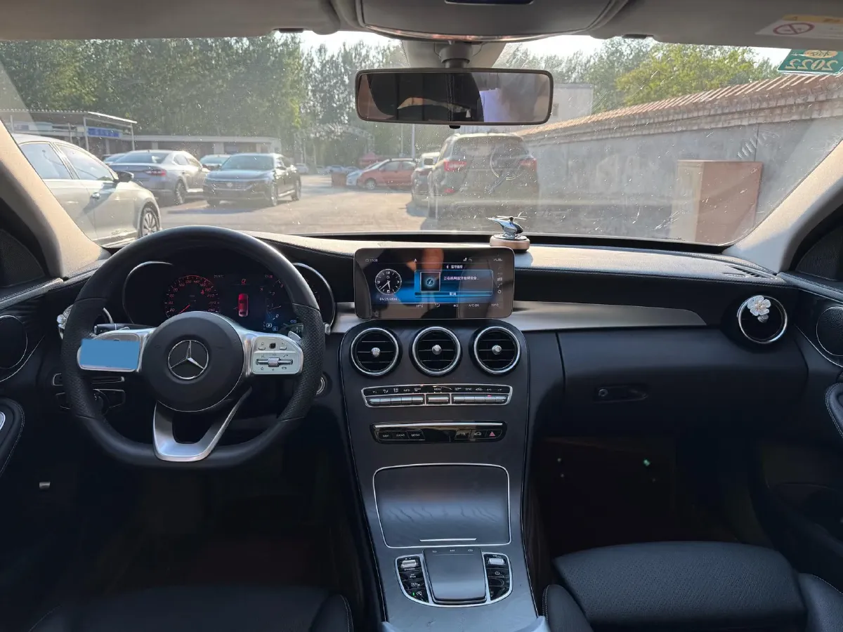 2020 Mercedes-Benz C Class 1.5T 184HP L4 9AT,autocango,china used car exporter,china ev exporter,chinese used car exporter,chinese used ev exporter