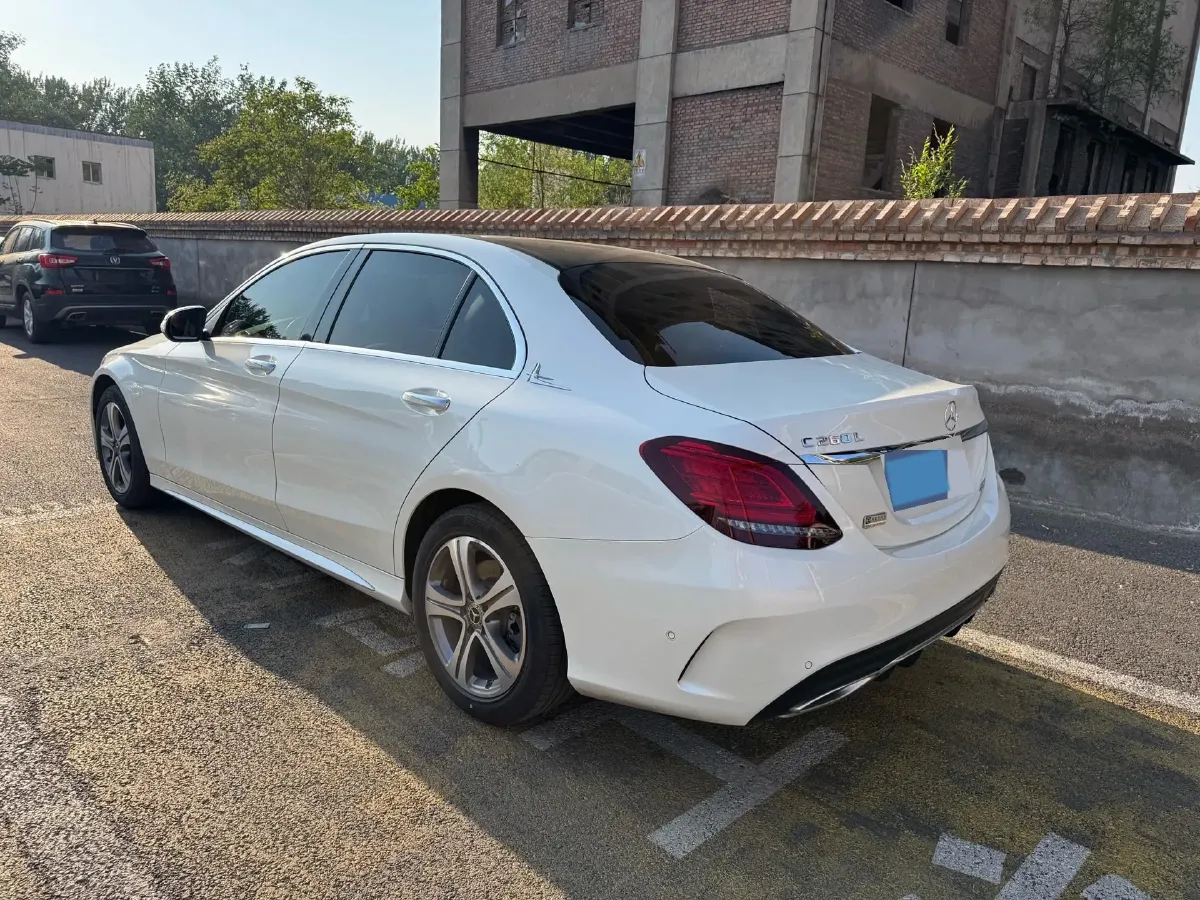2020 Mercedes-Benz C Class 1.5T 184HP L4 9AT,autocango,china used car exporter,china ev exporter,chinese used car exporter,chinese used ev exporter