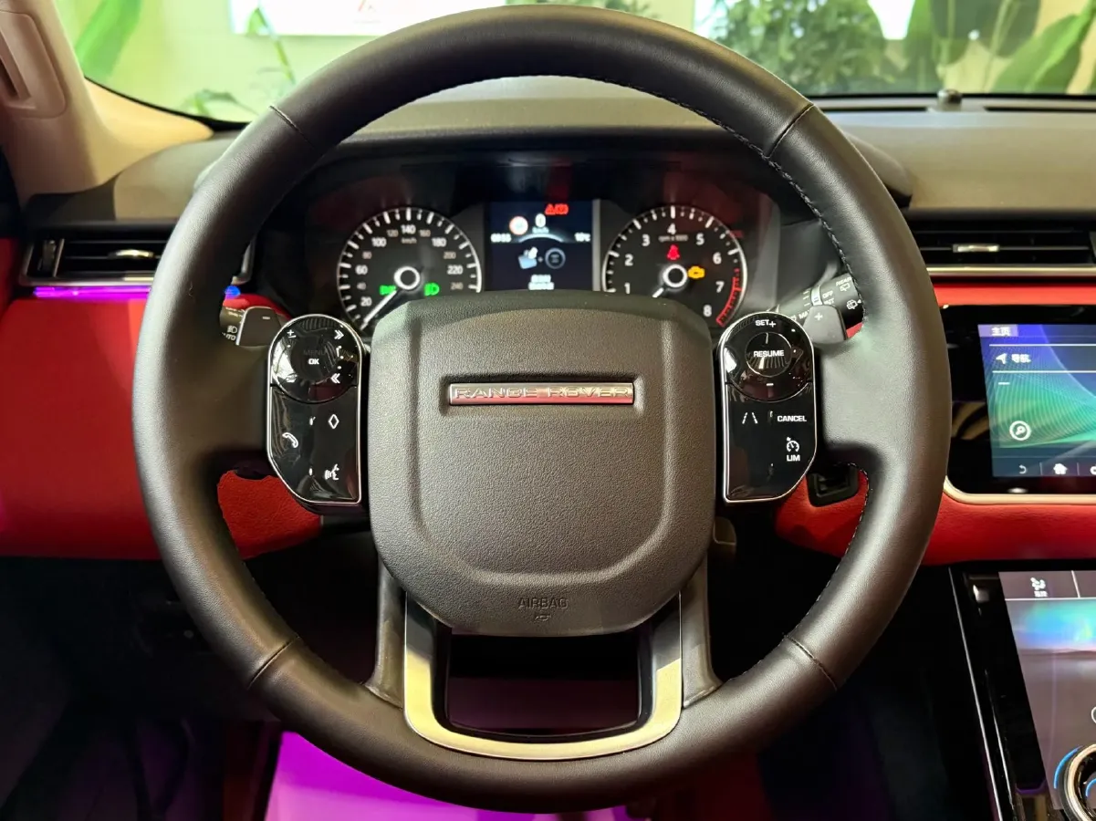 2020 Land Rover Range Rover Velar 2.0T 250HP L4 8AT,autocango,china used car exporter,china ev exporter,chinese used car exporter,chinese used ev exporter