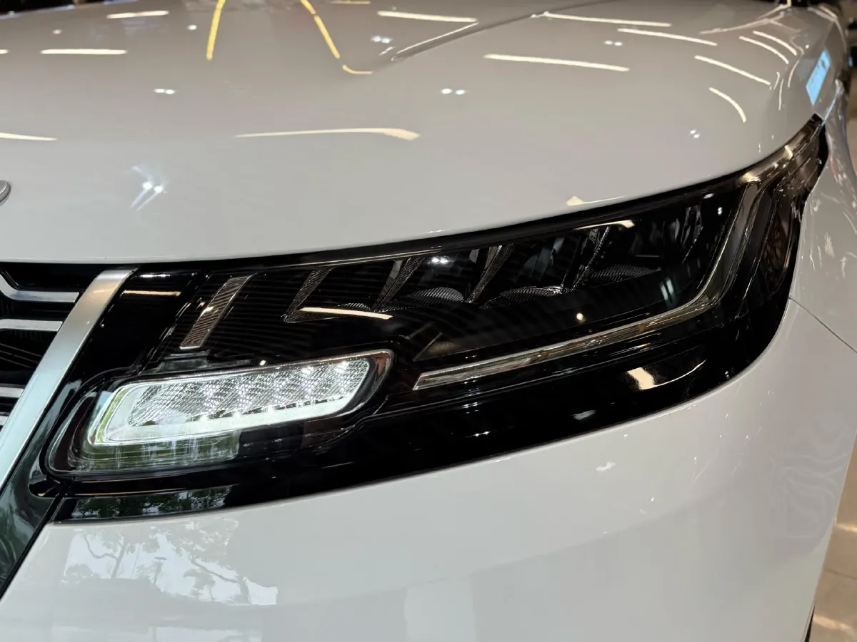 2020 Land Rover Range Rover Velar 2.0T 250HP L4 8AT,autocango,china used car exporter,china ev exporter,chinese used car exporter,chinese used ev exporter