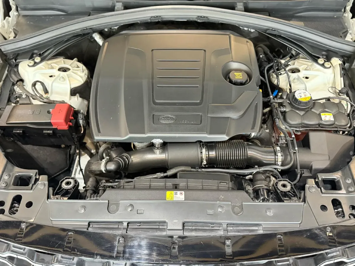 2020 Land Rover Range Rover Velar 2.0T 250HP L4 8AT,autocango,china used car exporter,china ev exporter,chinese used car exporter,chinese used ev exporter