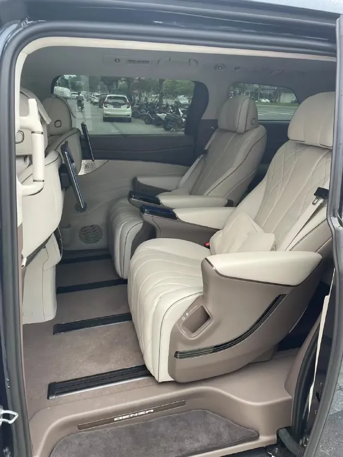 2022 Honda Odyssey 2.0L 146HP L4 E-CVT Hybrid,autocango,china used car exporter,china ev exporter,chinese used car exporter,chinese used ev exporter