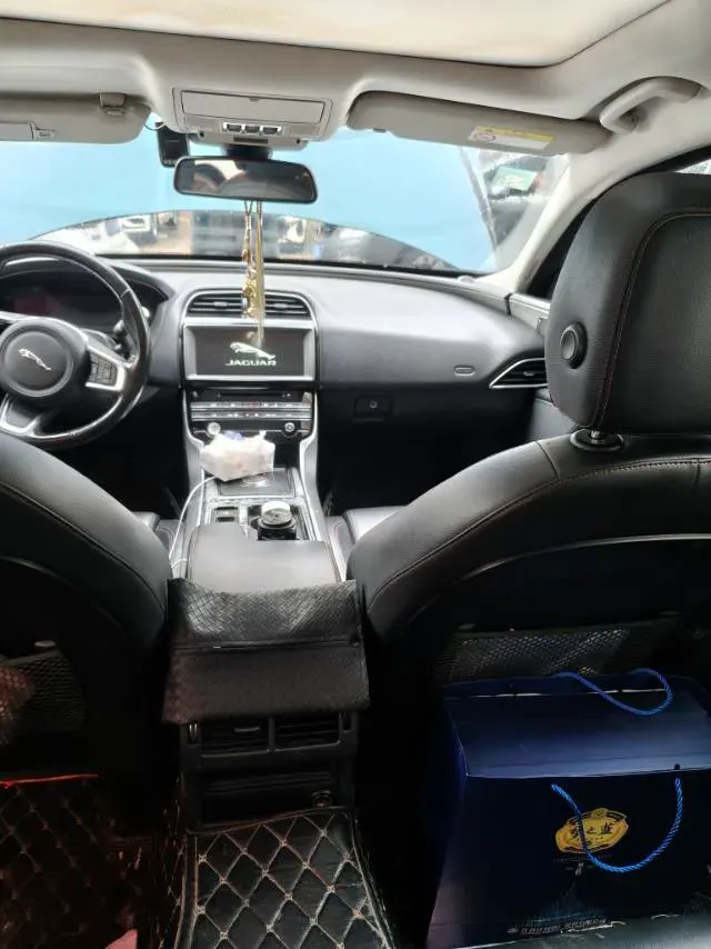 2018 Jaguar XEL 2.0T 200HP L4 8AT,autocango,china used car exporter,china ev exporter,chinese used car exporter,chinese used ev exporter