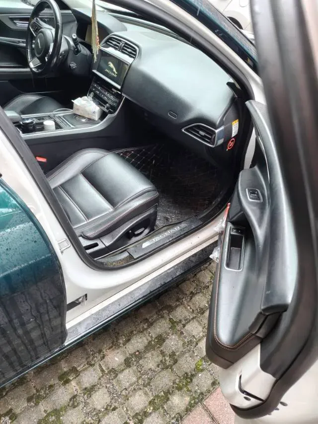 2018 Jaguar XEL 2.0T 200HP L4 8AT,autocango,china used car exporter,china ev exporter,chinese used car exporter,chinese used ev exporter