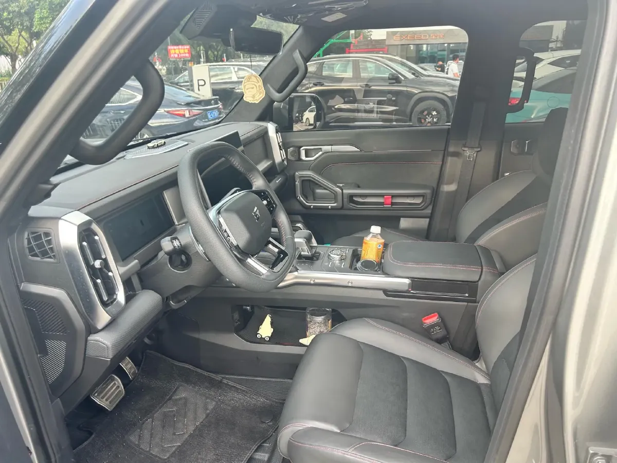 2025 Jetour Traveller 2.0T 254HP L4 7DCT,autocango,china used car exporter,china ev exporter,chinese used car exporter,chinese used ev exporter