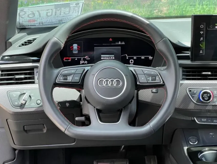 2022 Audi A4L 2.0T 190HP L4 7DCT,autocango,china used car exporter,china ev exporter,chinese used car exporter,chinese used ev exporter