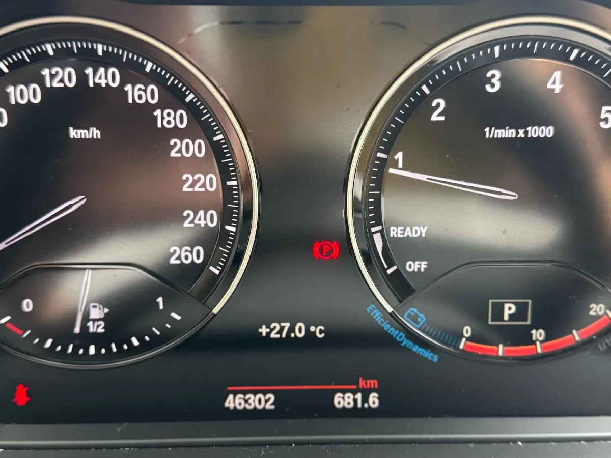 2021 BMW 1 Series 1.5T 140HP L3 7DCT,autocango,china used car exporter,china ev exporter,chinese used car exporter,chinese used ev exporter